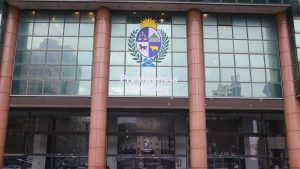 focouy-presidencia-fachada-nueva-torre-ejecutiva-escudojpg