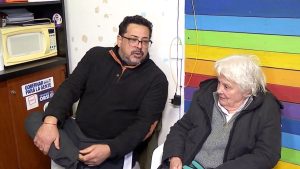 pacha-encuestas-jovenes